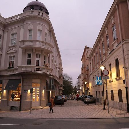 Petars Apartment Beograd Bagian luar foto